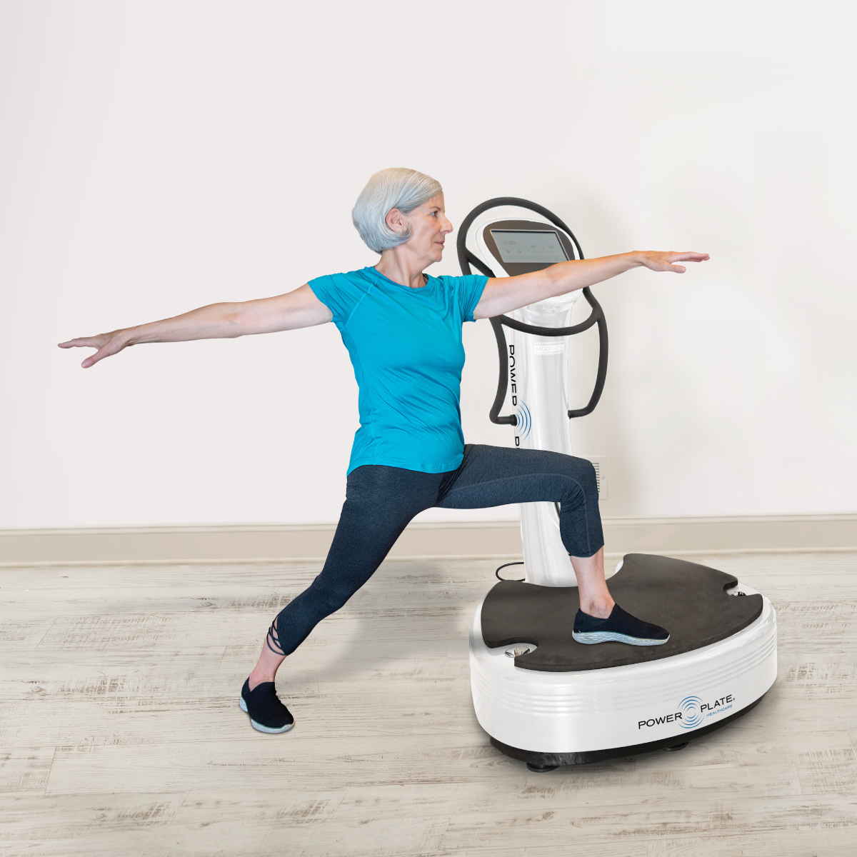 Woman using Power Plate pro7HC